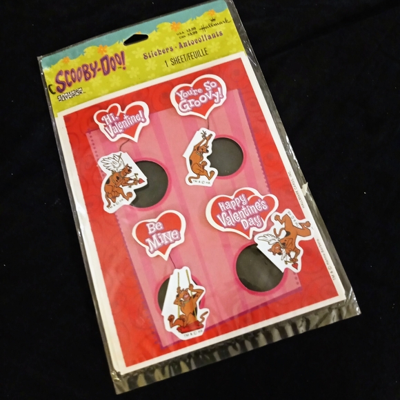 Warner Bros Hallmark Other - Hallmark Scooby-Doo stickers